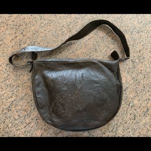 Leaders in Leather Hobo Style Crossbody